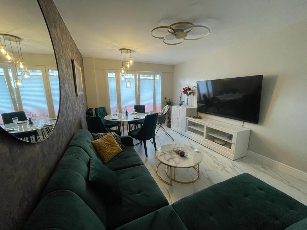 St George Appartement Antibes Buitenkant foto